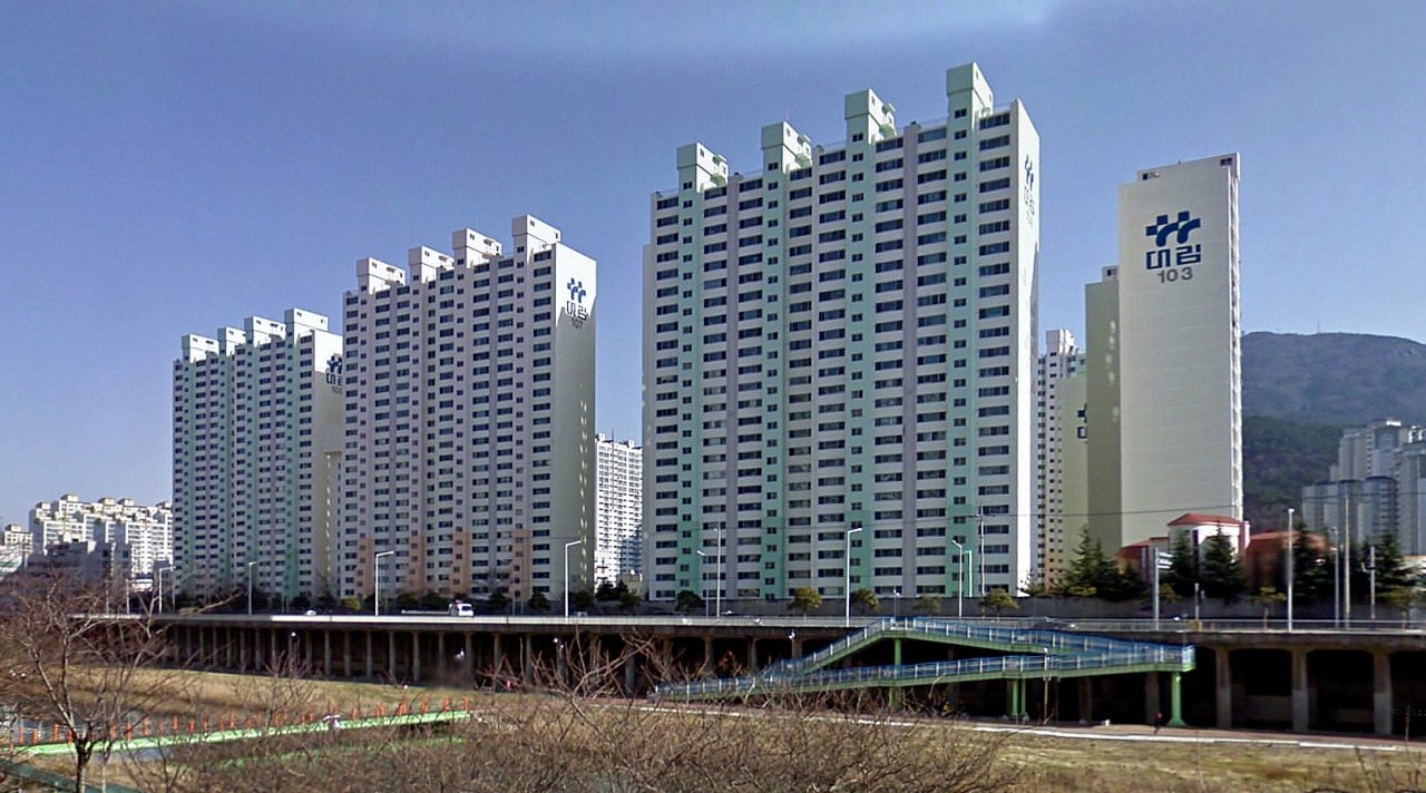 Housing (Busan, South Korea)